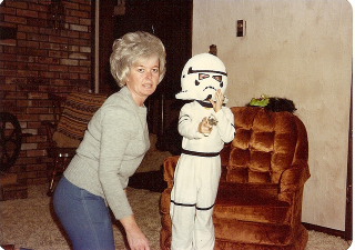 Illustration for article titled A Treasure Trove of Awesome Old-School Star Wars Costumes